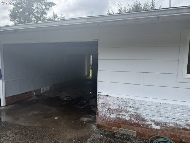 11766 Walnut Ave Property Photo 3