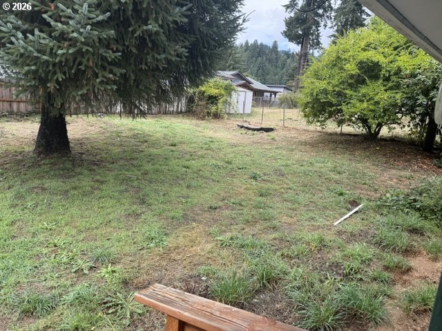 11766 Walnut Ave Property Photo 15
