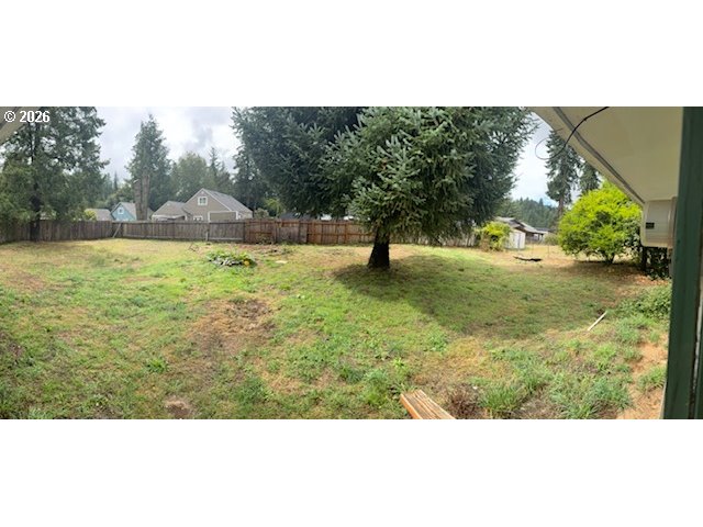 11766 Walnut Ave Property Photo 16