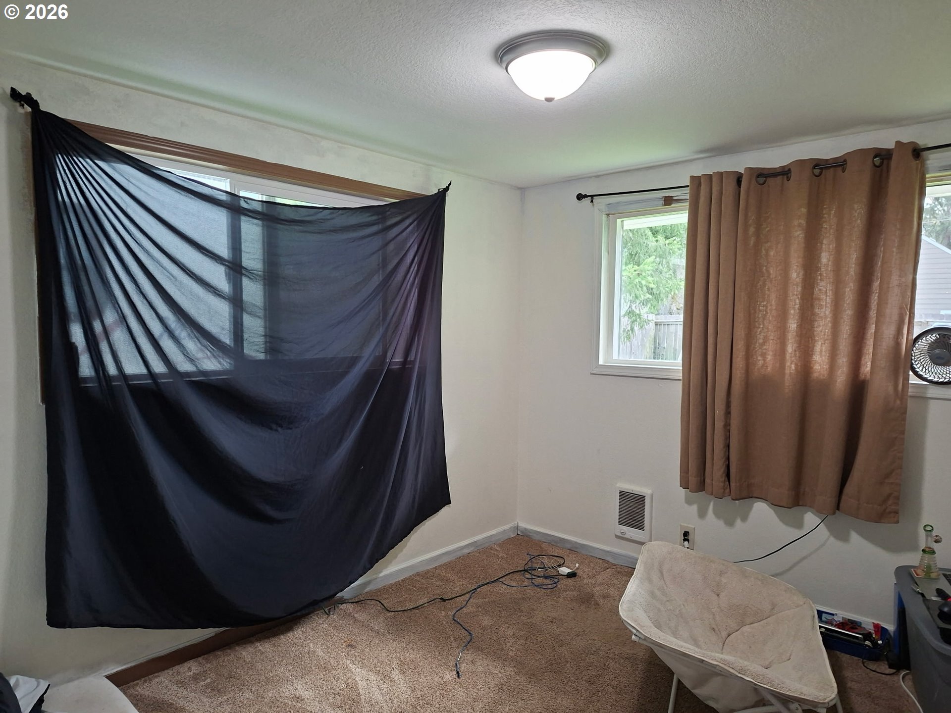 11766 Walnut Ave Property Photo 22