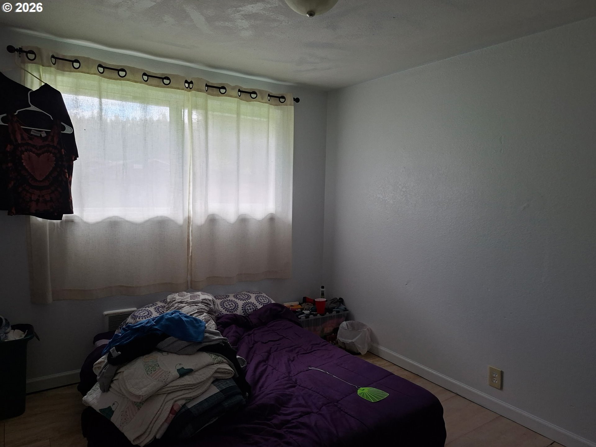 11766 Walnut Ave Property Photo 23