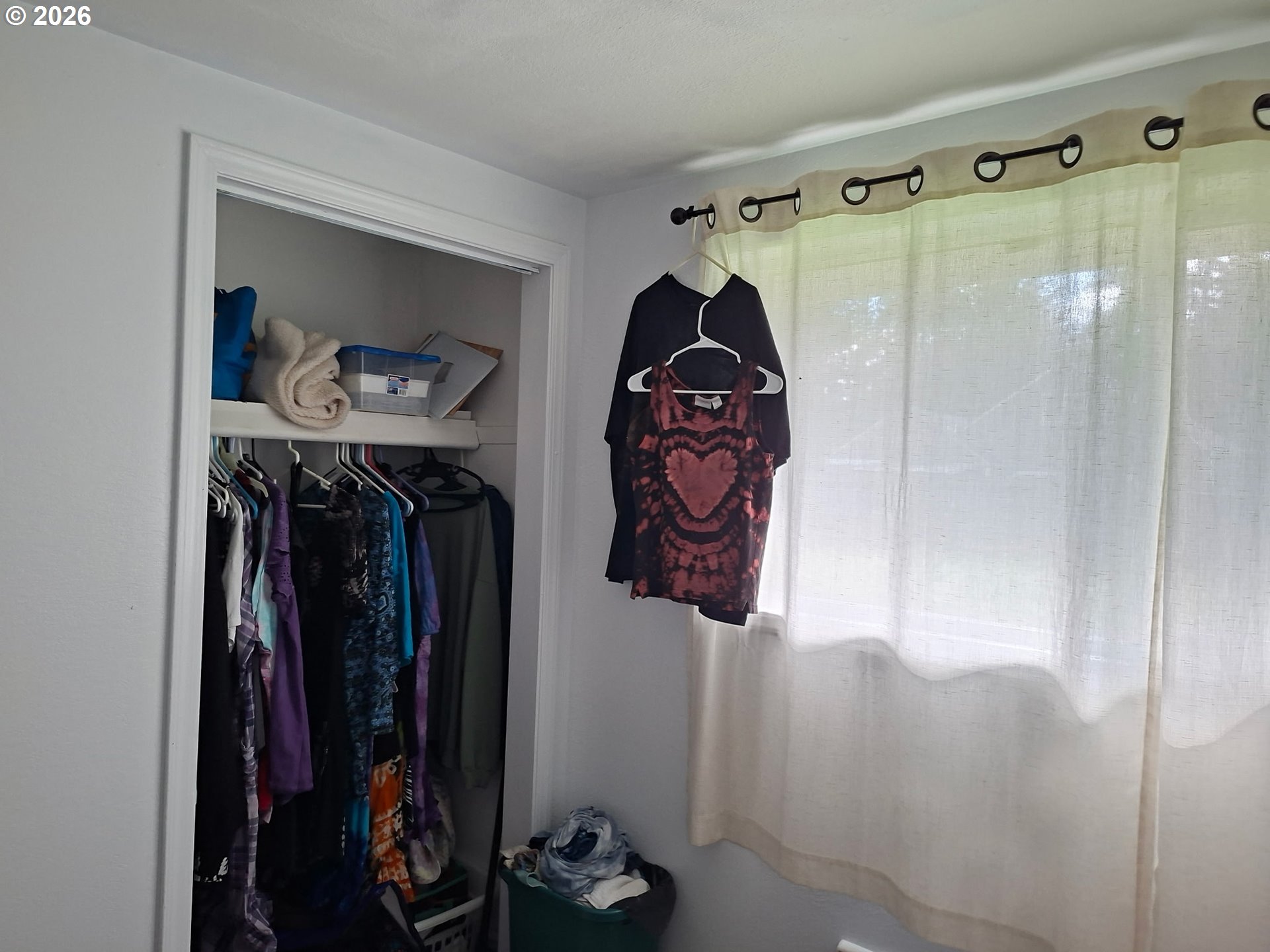 11766 Walnut Ave Property Photo 24