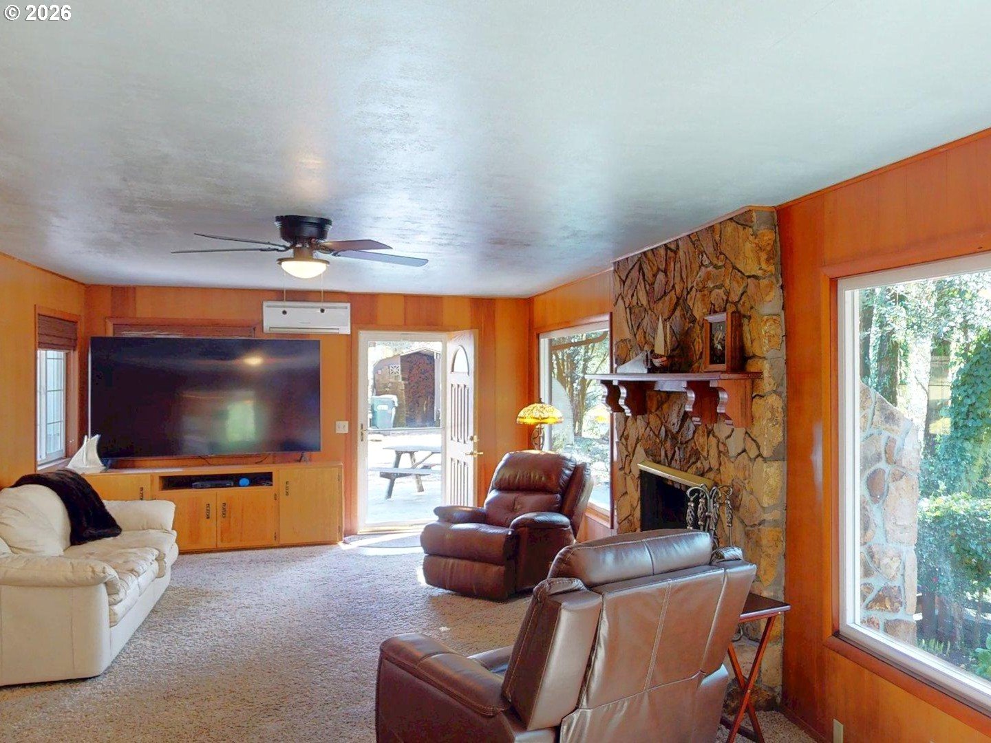 1008 Winchuck River Rd Property Photo 17
