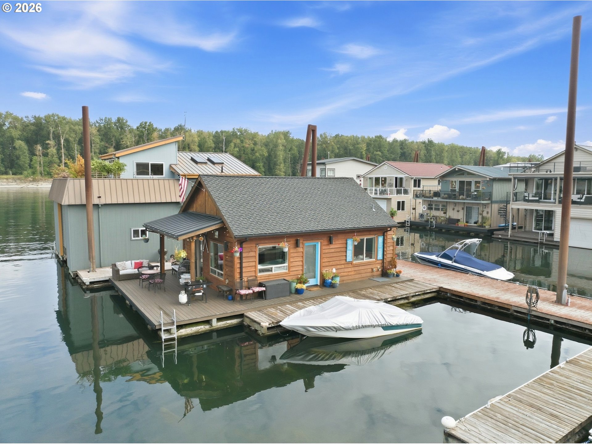 18305 Ne Marine Dr A10 Property Photo 1