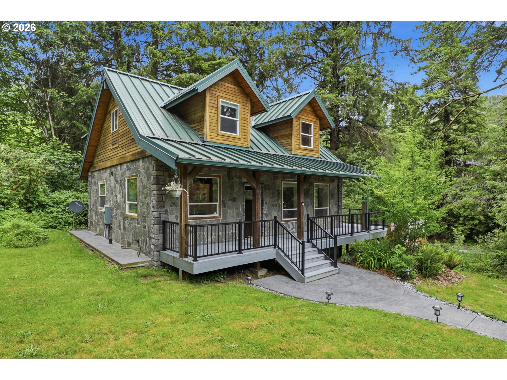 24665 Trask West Property Photo 1