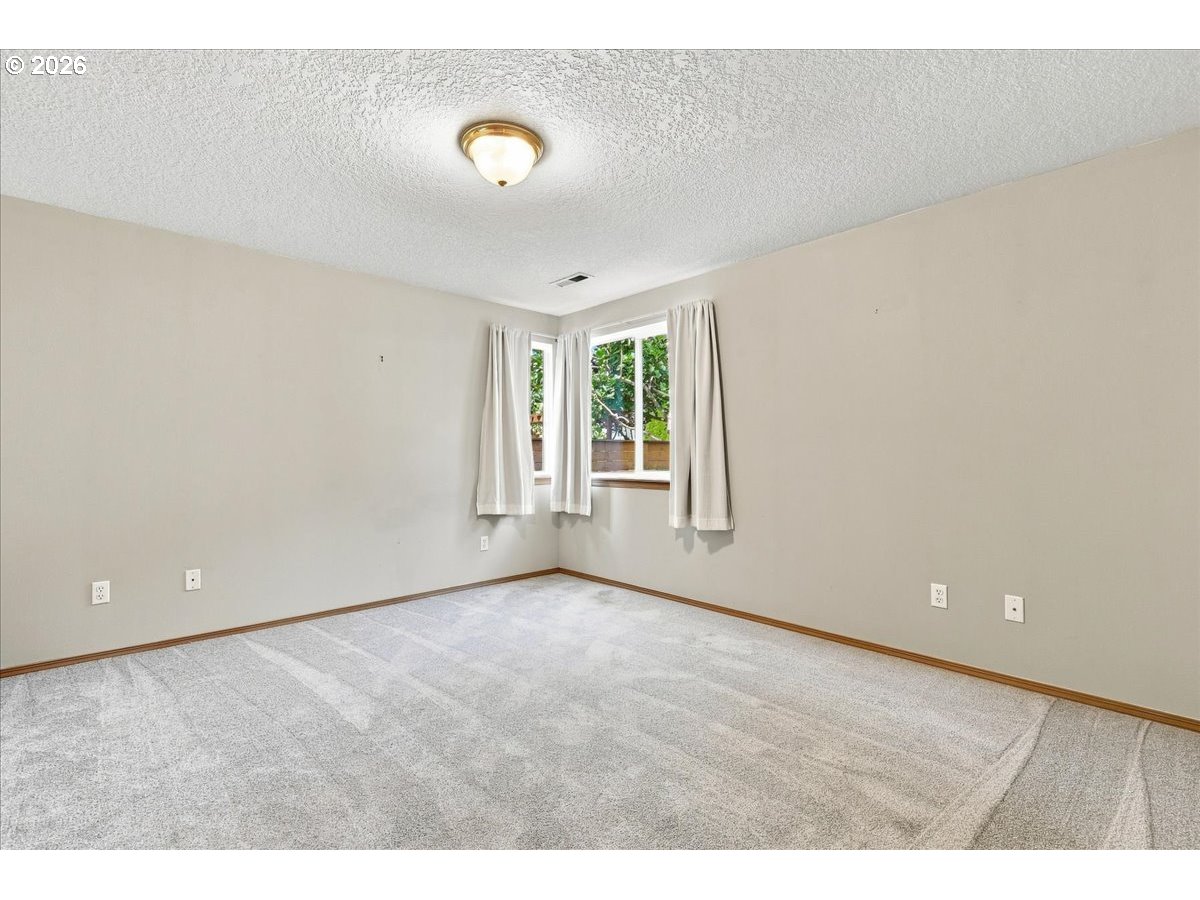 17110 Se 18th St Property Photo 10
