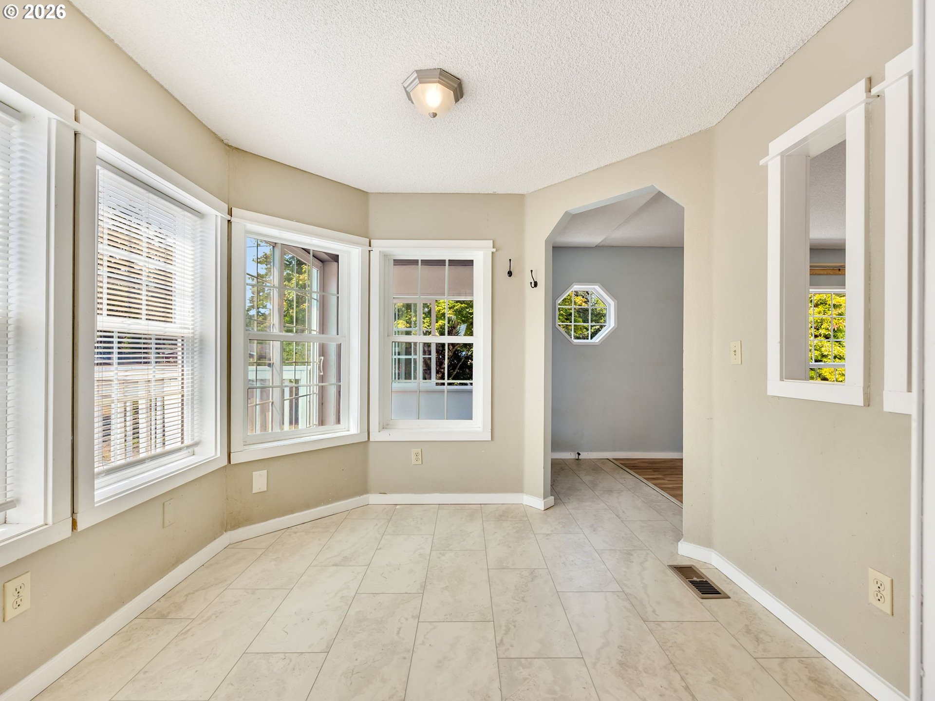 29044 R St Property Photo 6