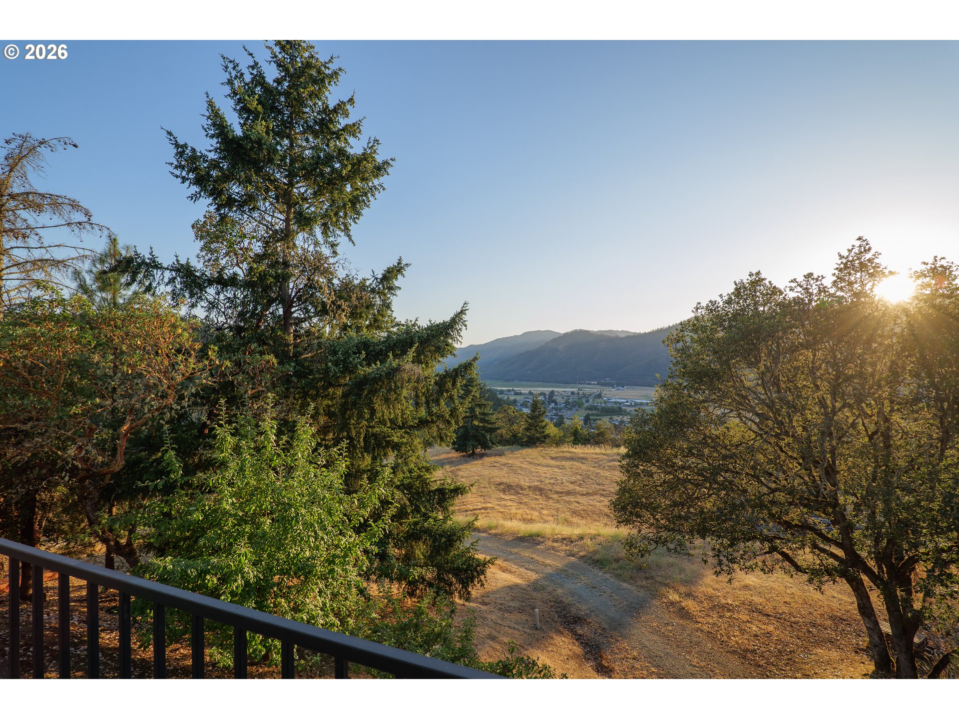 317 Aker Dr Property Photo 37