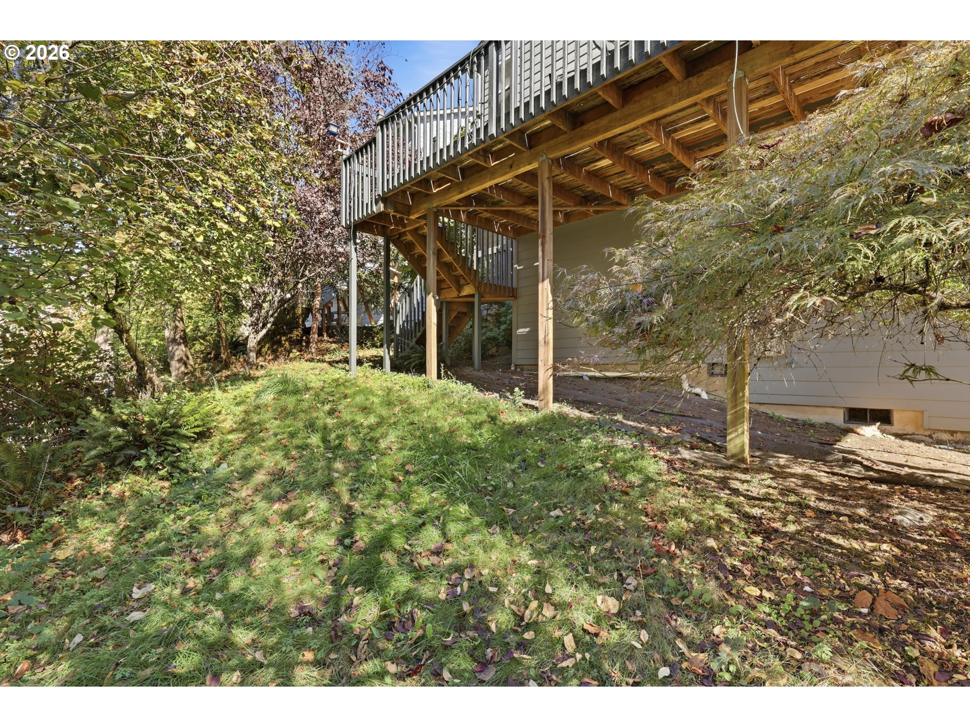 2445 W 10th St Property Photo 37