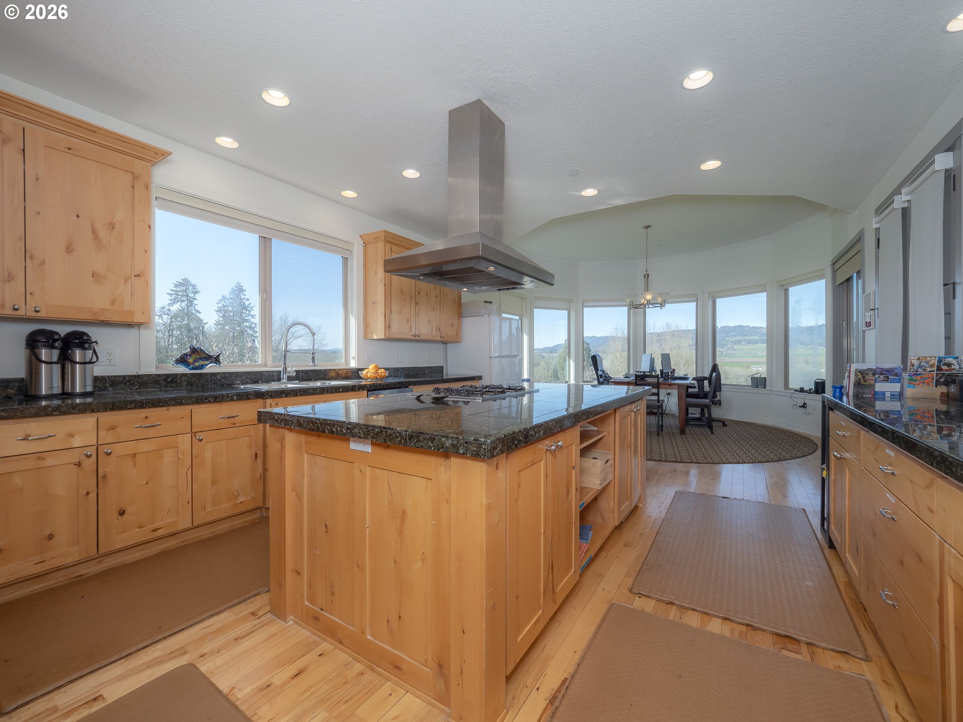 20300 Ne Highway 240 Property Photo 16