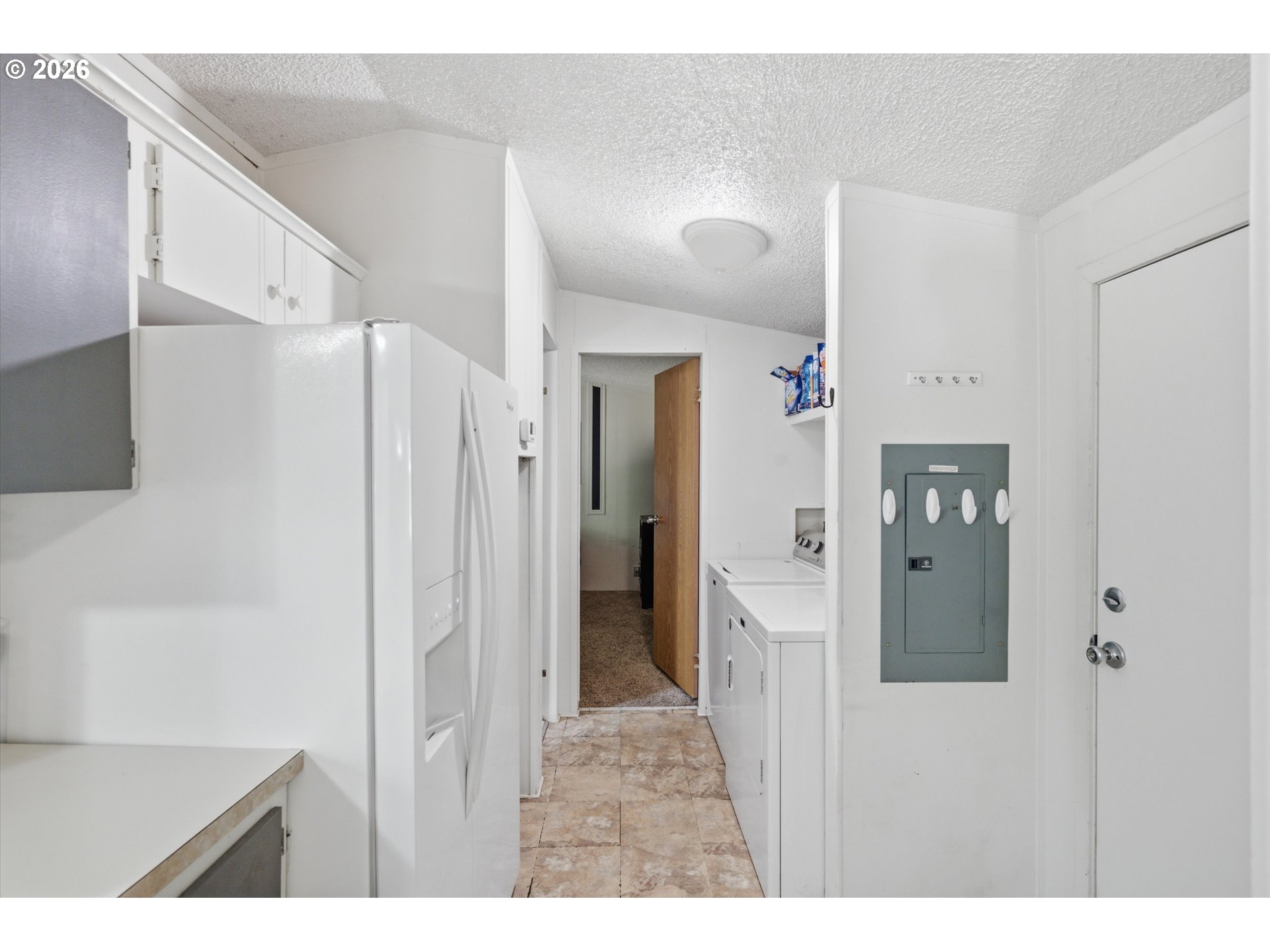 301 E Columbia Dr 68 Property Photo 14