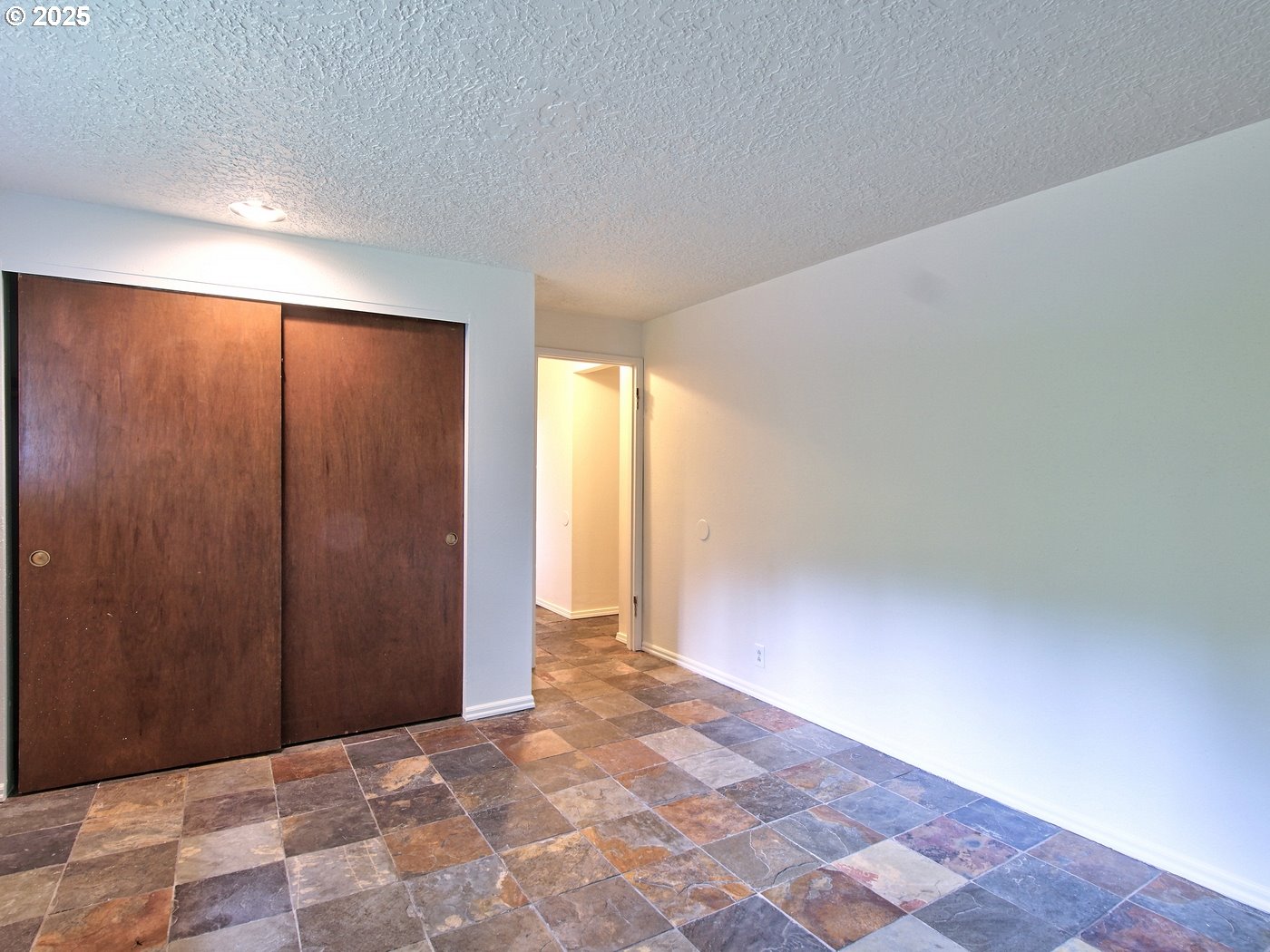 1745 Ne West Devils Lake Rd Property Photo 32