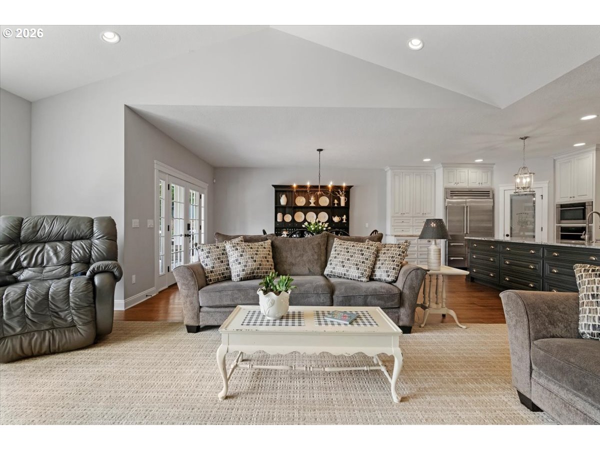 4398 Croisan Ridge Way S Property Photo 16