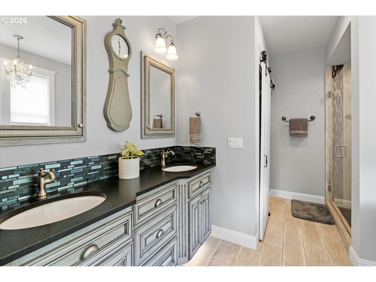 4398 Croisan Ridge Way S Property Photo 24