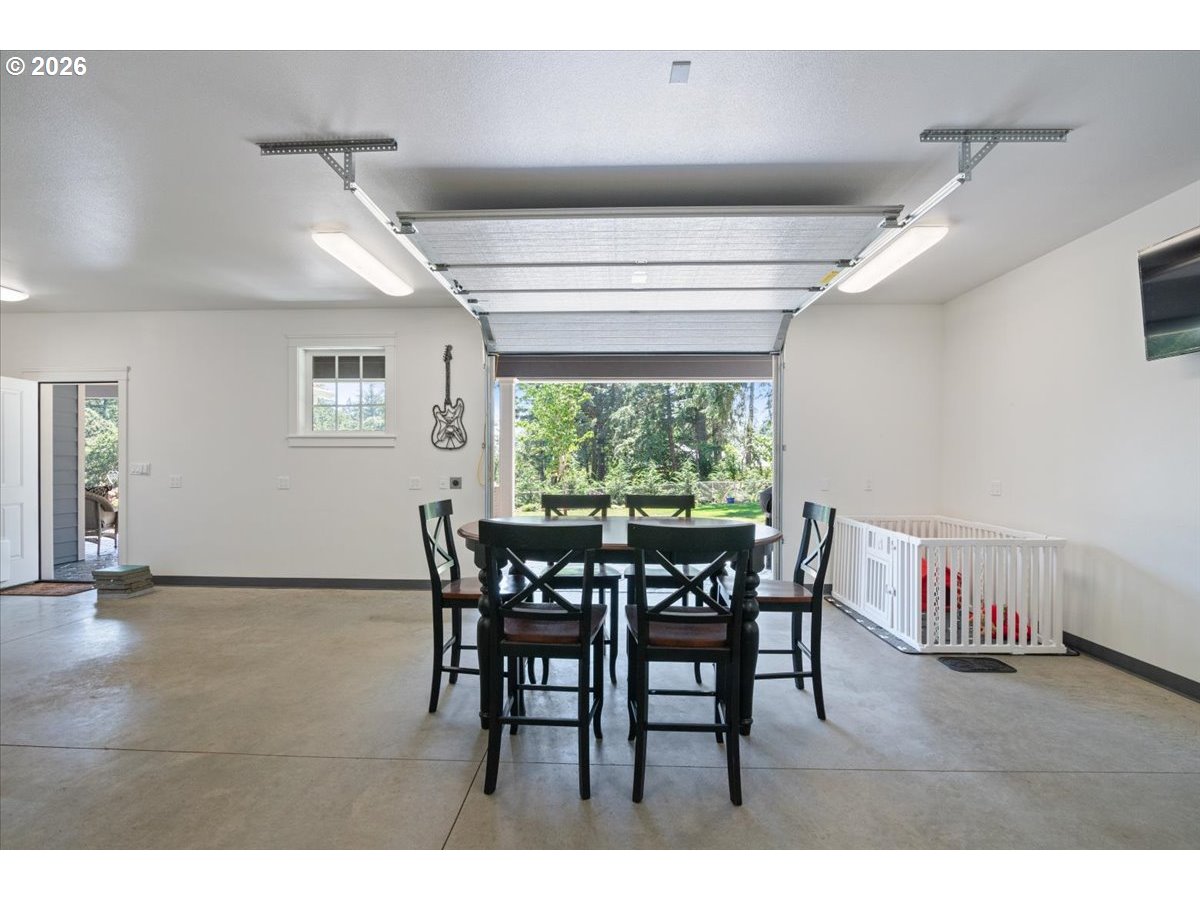 4398 Croisan Ridge Way S Property Photo 37