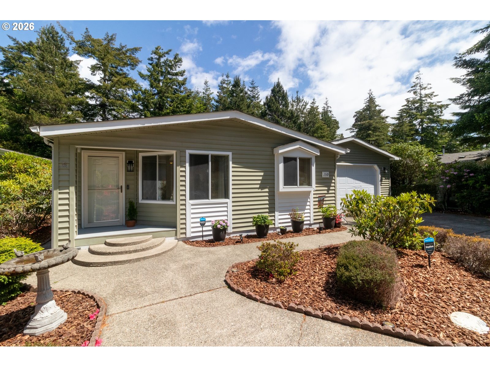 159 Florentine Ave Property Photo 4