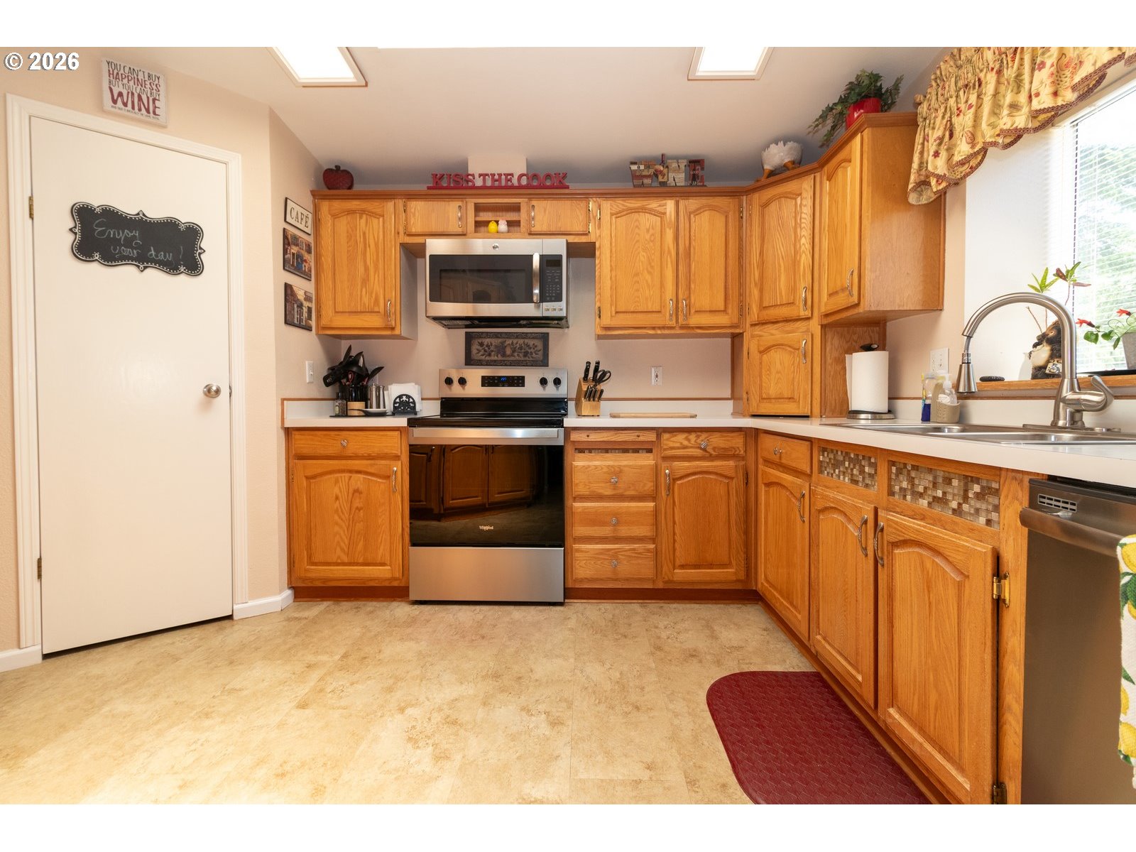 159 Florentine Ave Property Photo 15