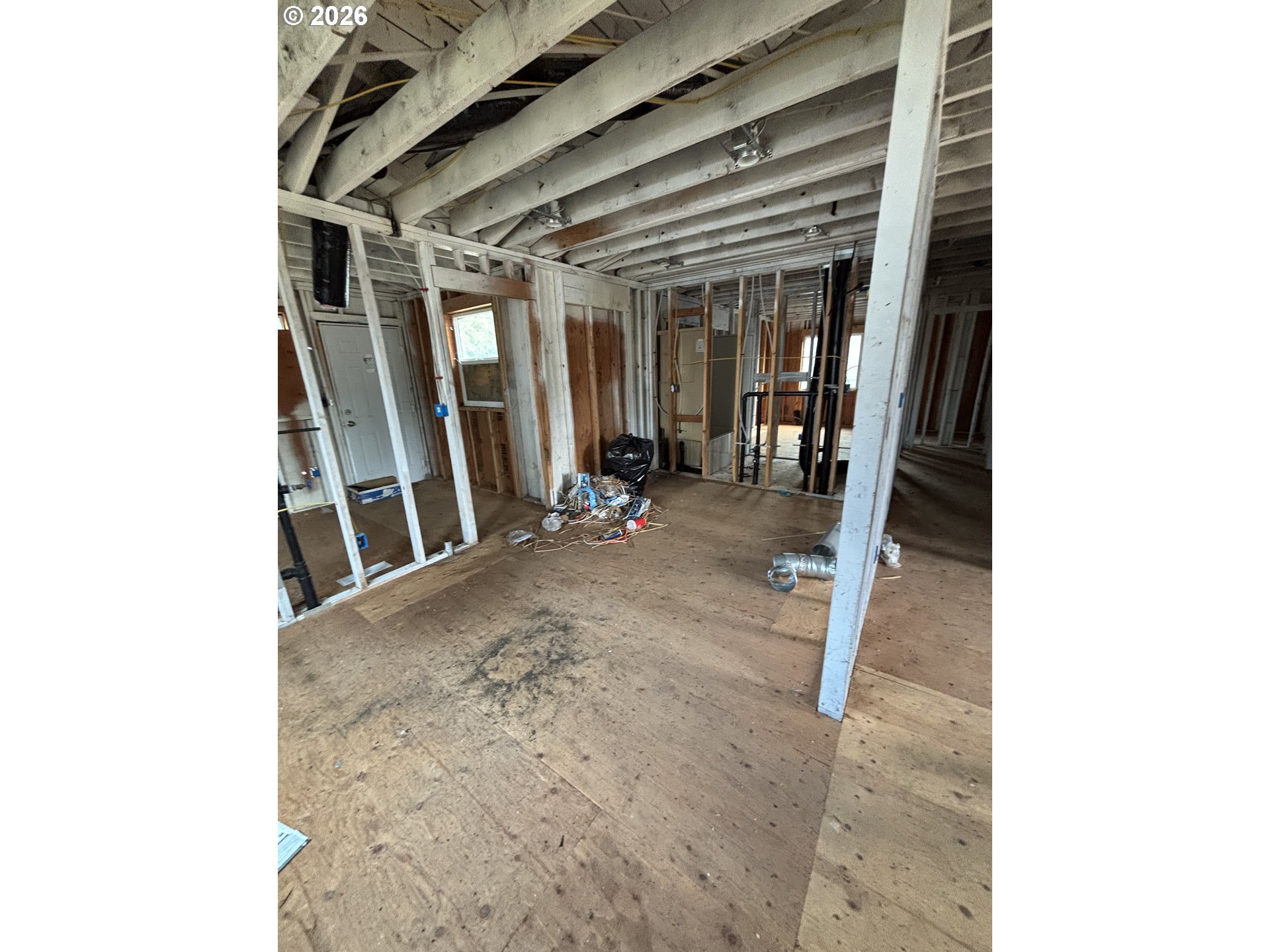1223 N Terry St Property Photo 4