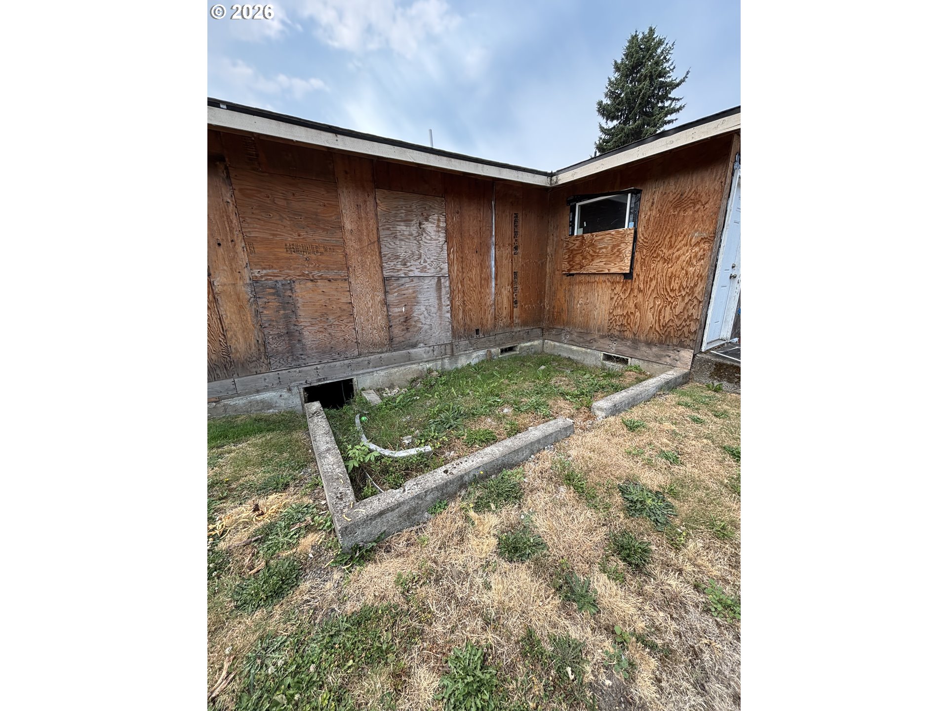 1223 N Terry St Property Photo 17