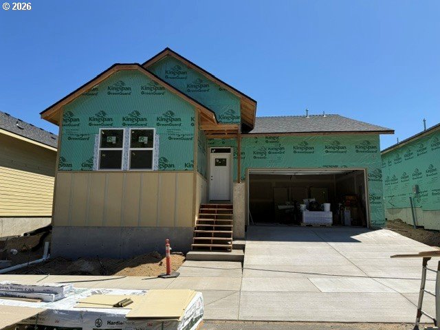 1040 Graham ST Property Photo 1