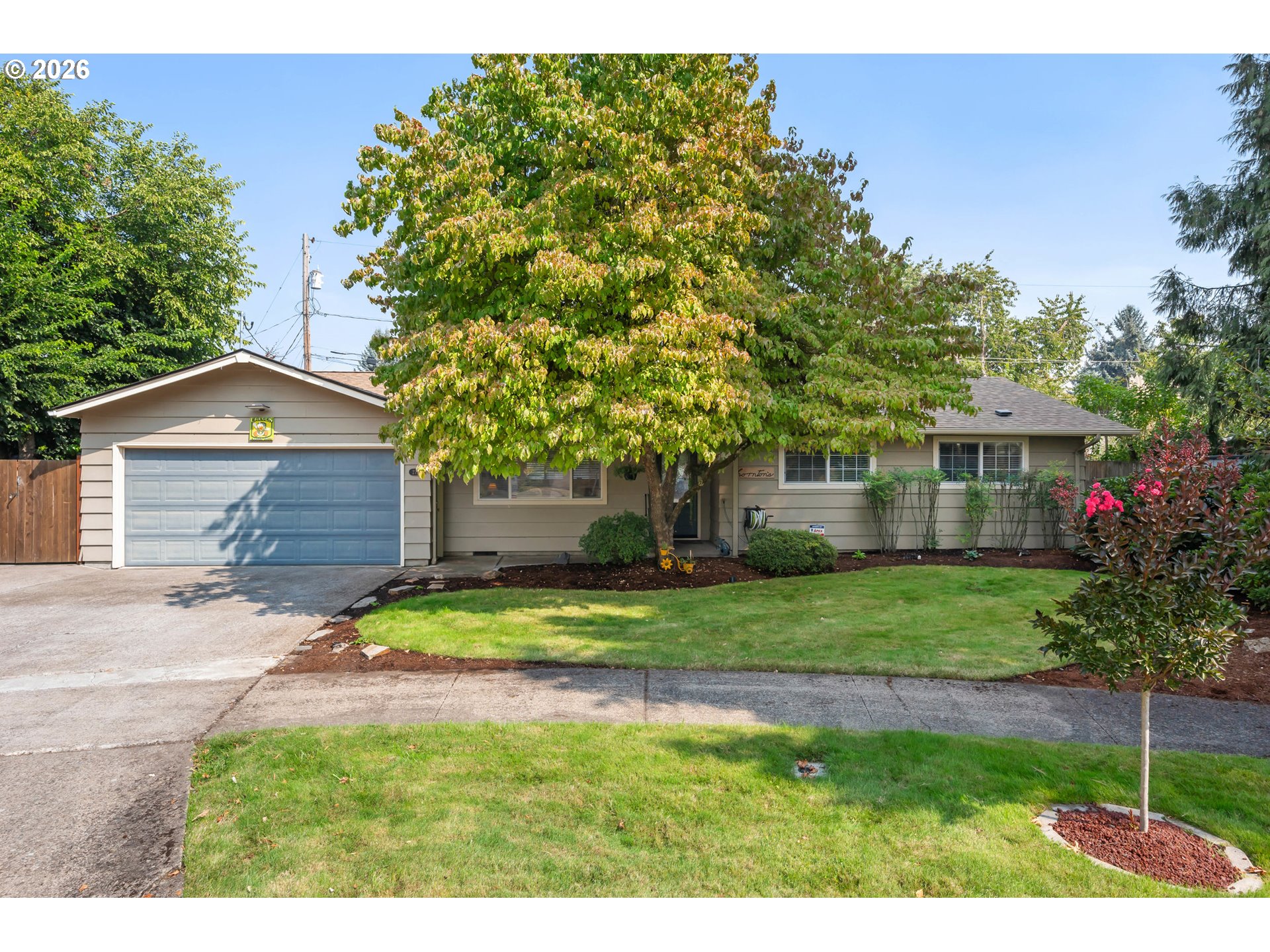 2760 ELYSIUM AVE Property Photo 1