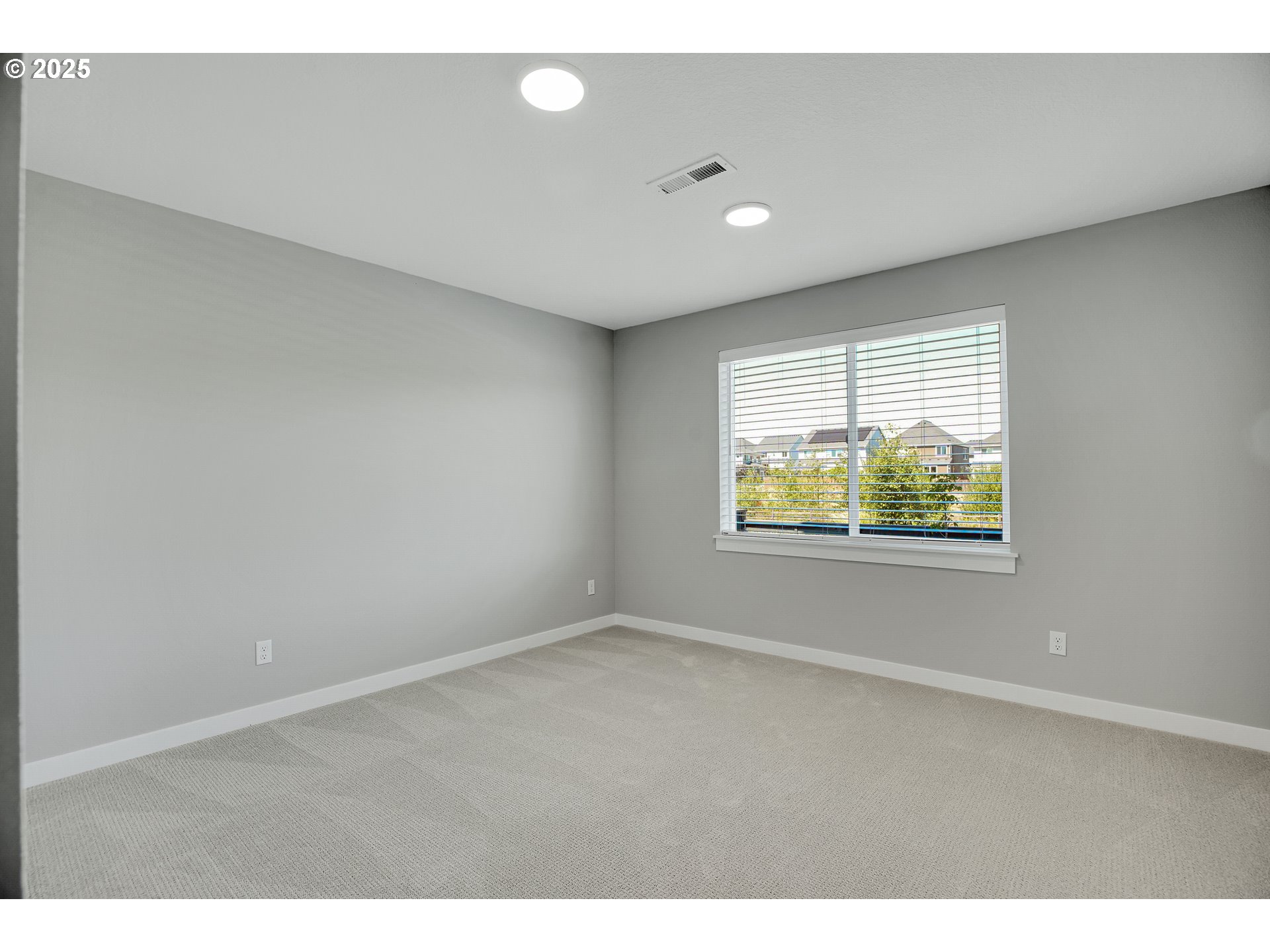 16473 Nw Liberty St Property Photo 25