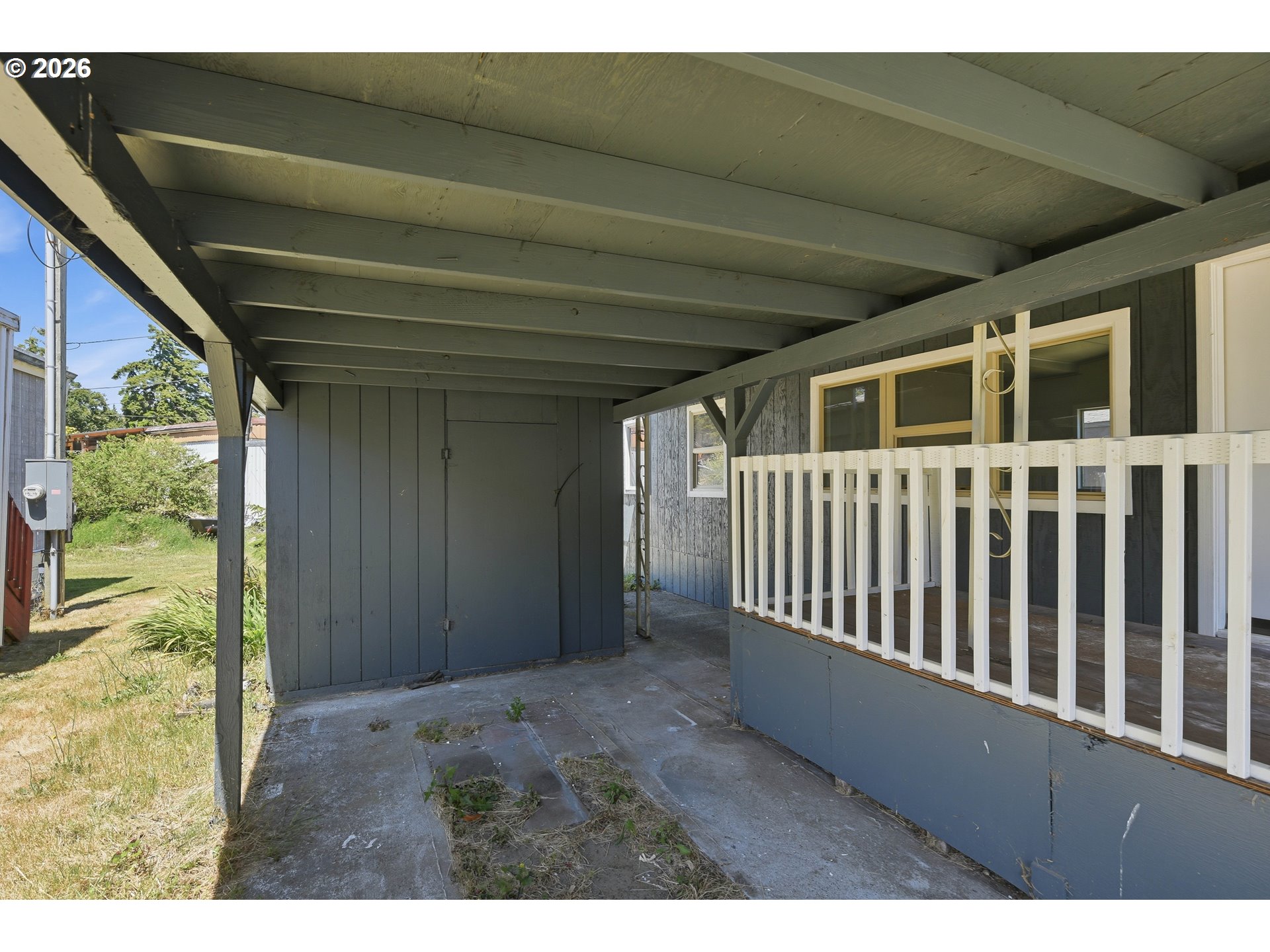 87735 Highway 101 28 Property Photo 3