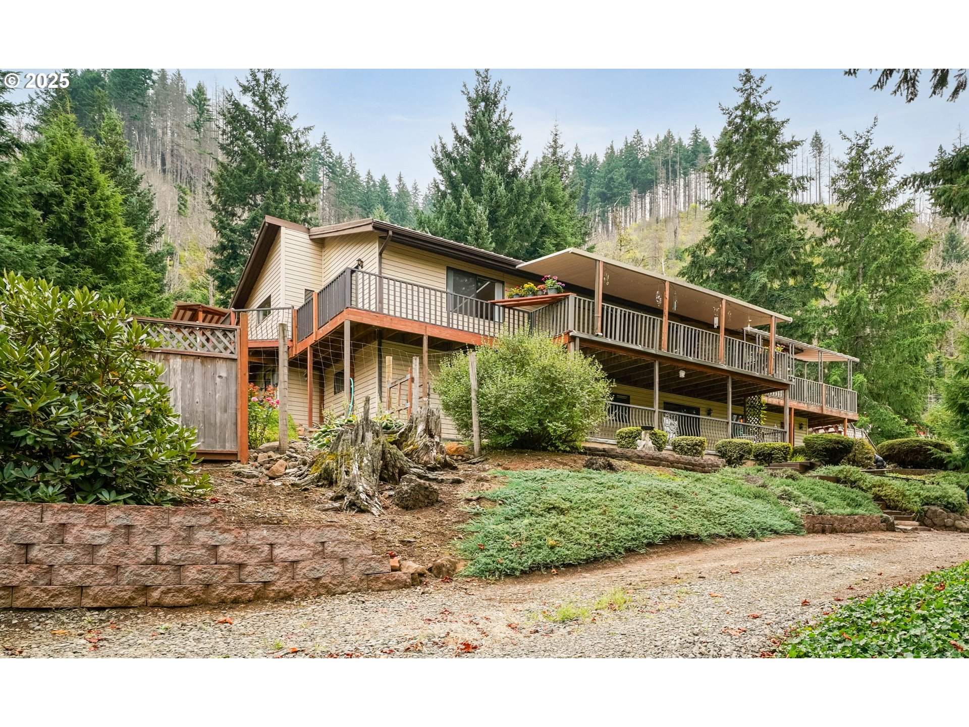 11046 Winstanley Dr Se Property Photo 1