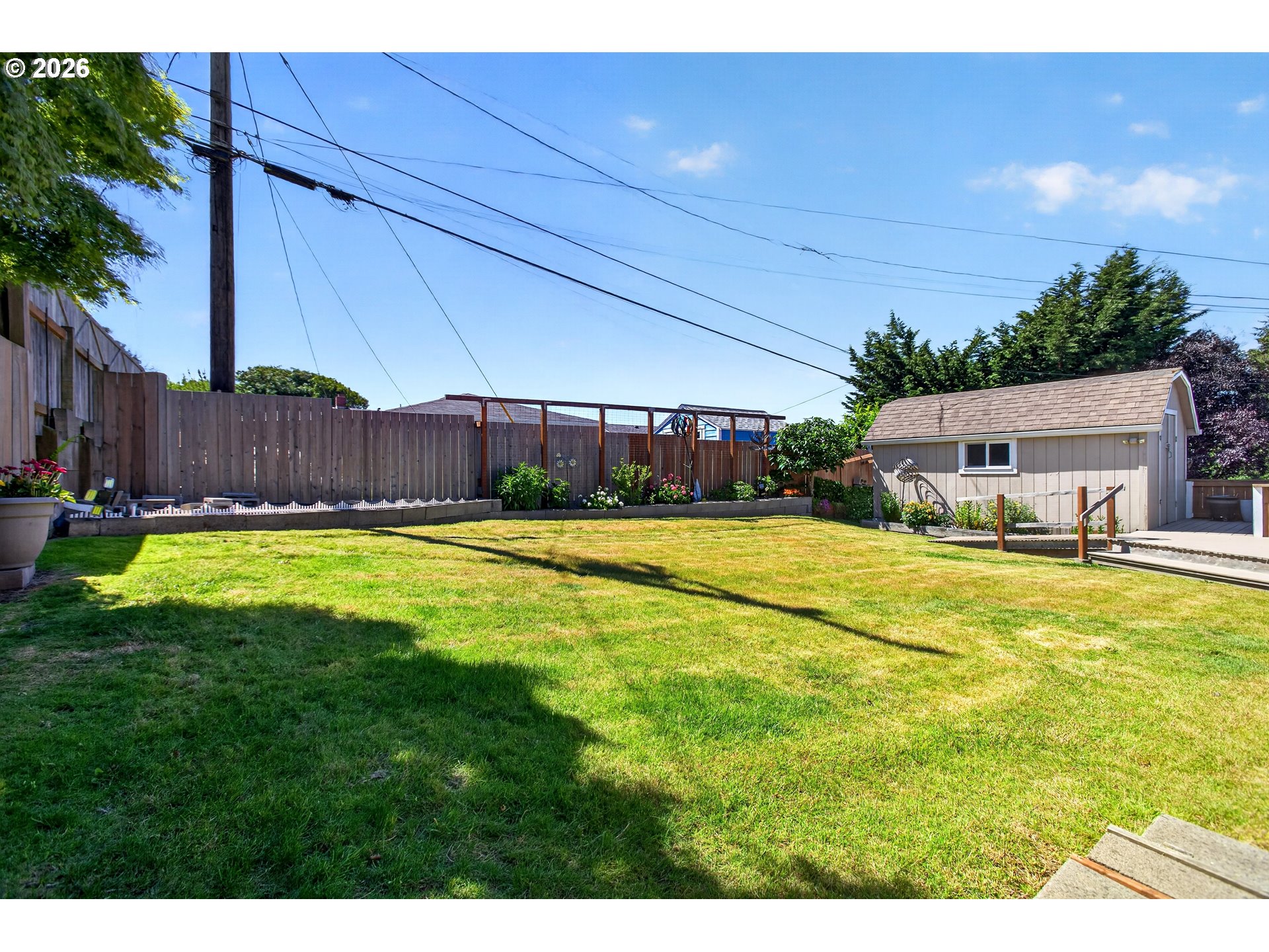 1960 Lincoln St Property Photo 6
