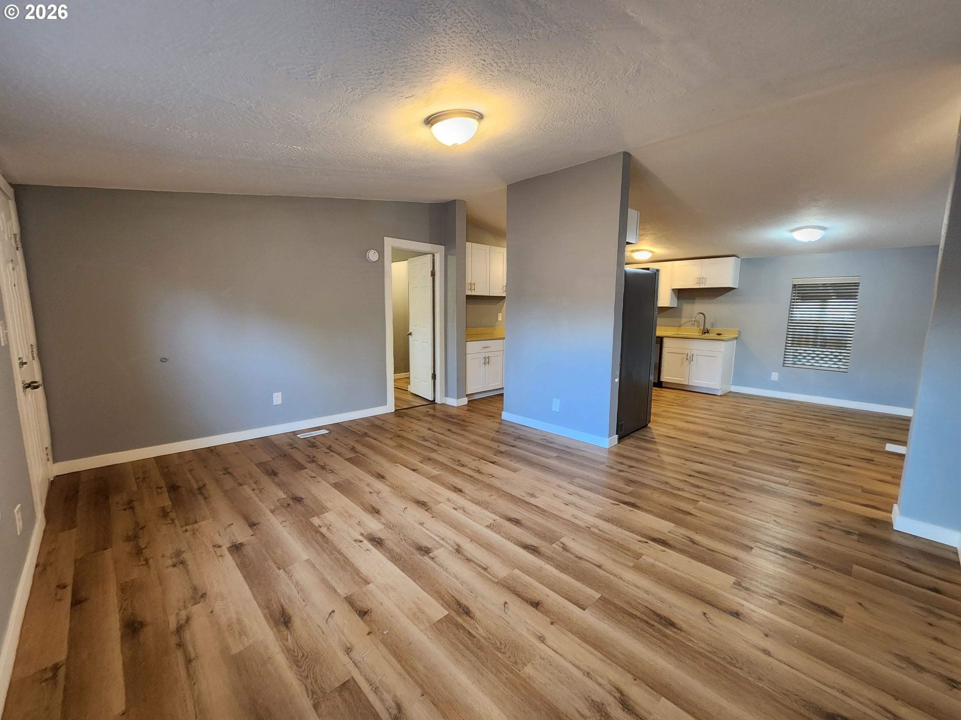 1819 Se Orient Dr 15 Property Photo 5
