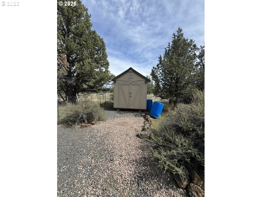 10670 Sw Geneva Rd Property Photo 3