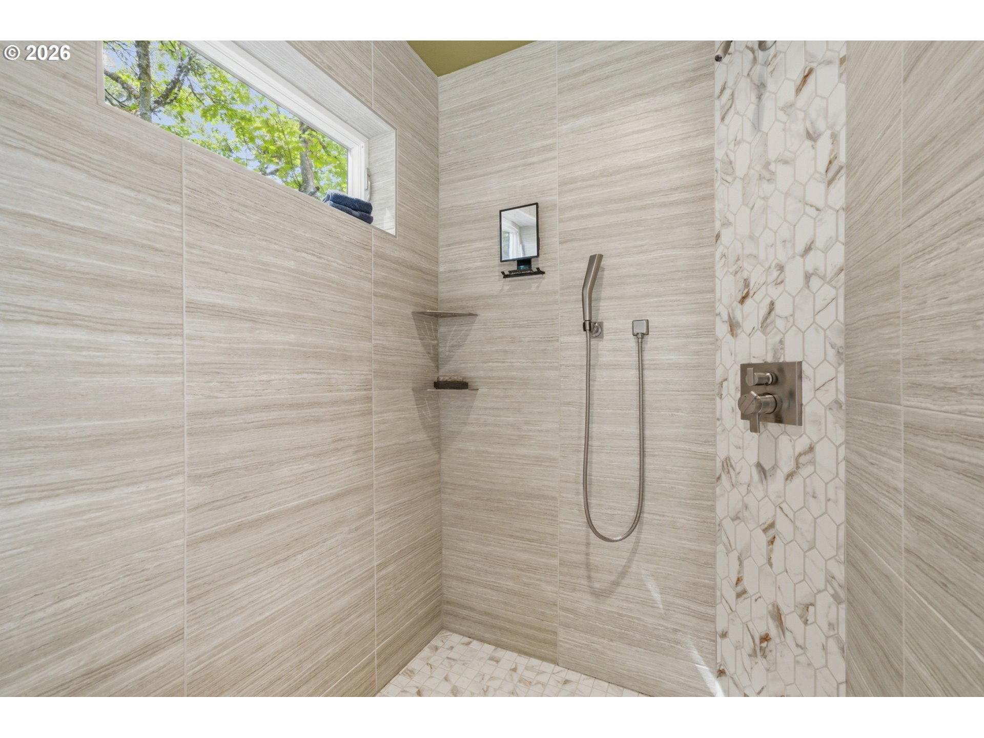 5565 Wee Willie Ln Property Photo 16