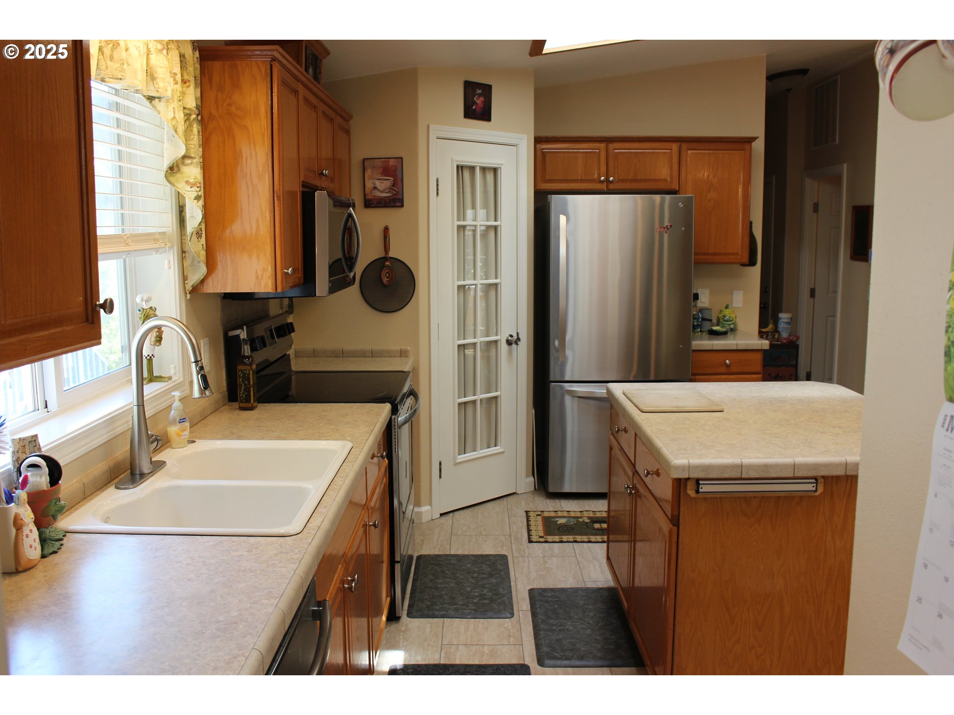 119 Jensen Way Property Photo 23