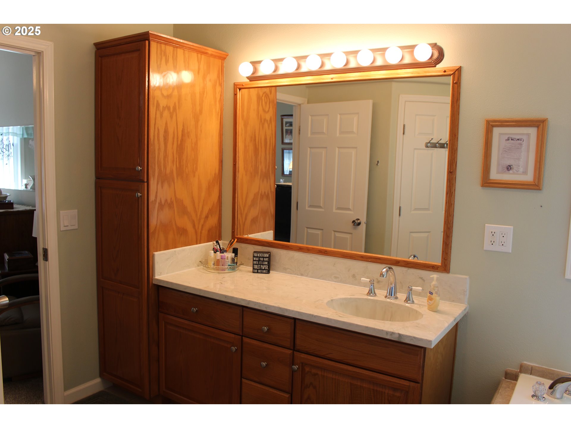 119 Jensen Way Property Photo 28