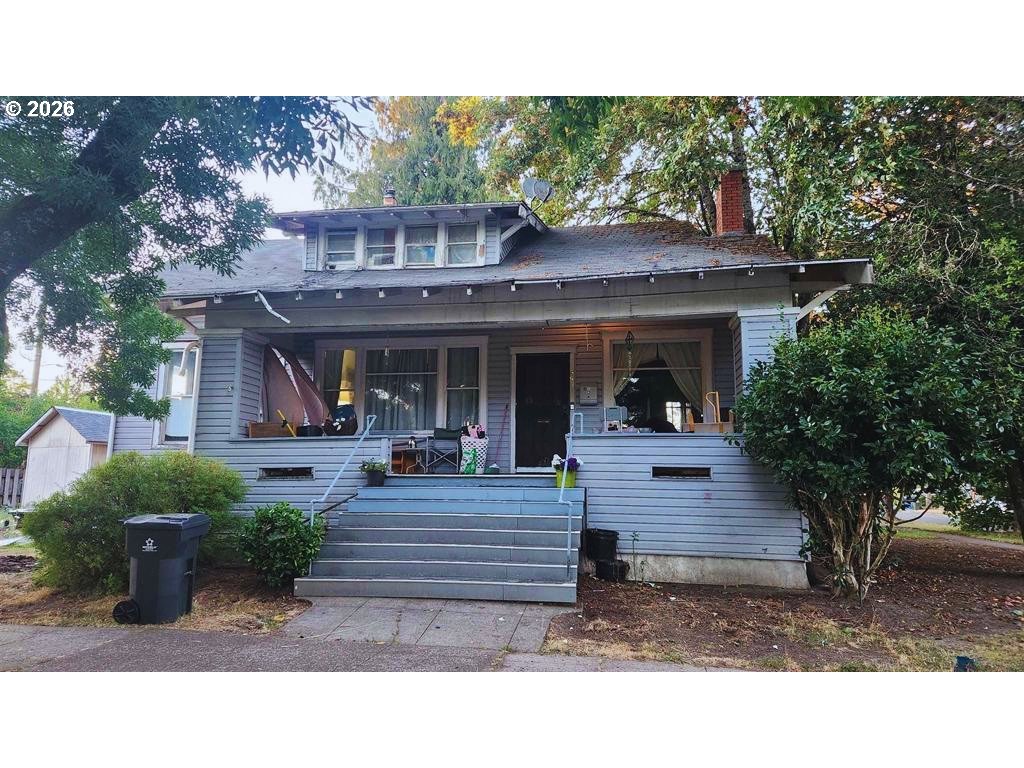 691 HIGHLAND AVE Property Photo 1