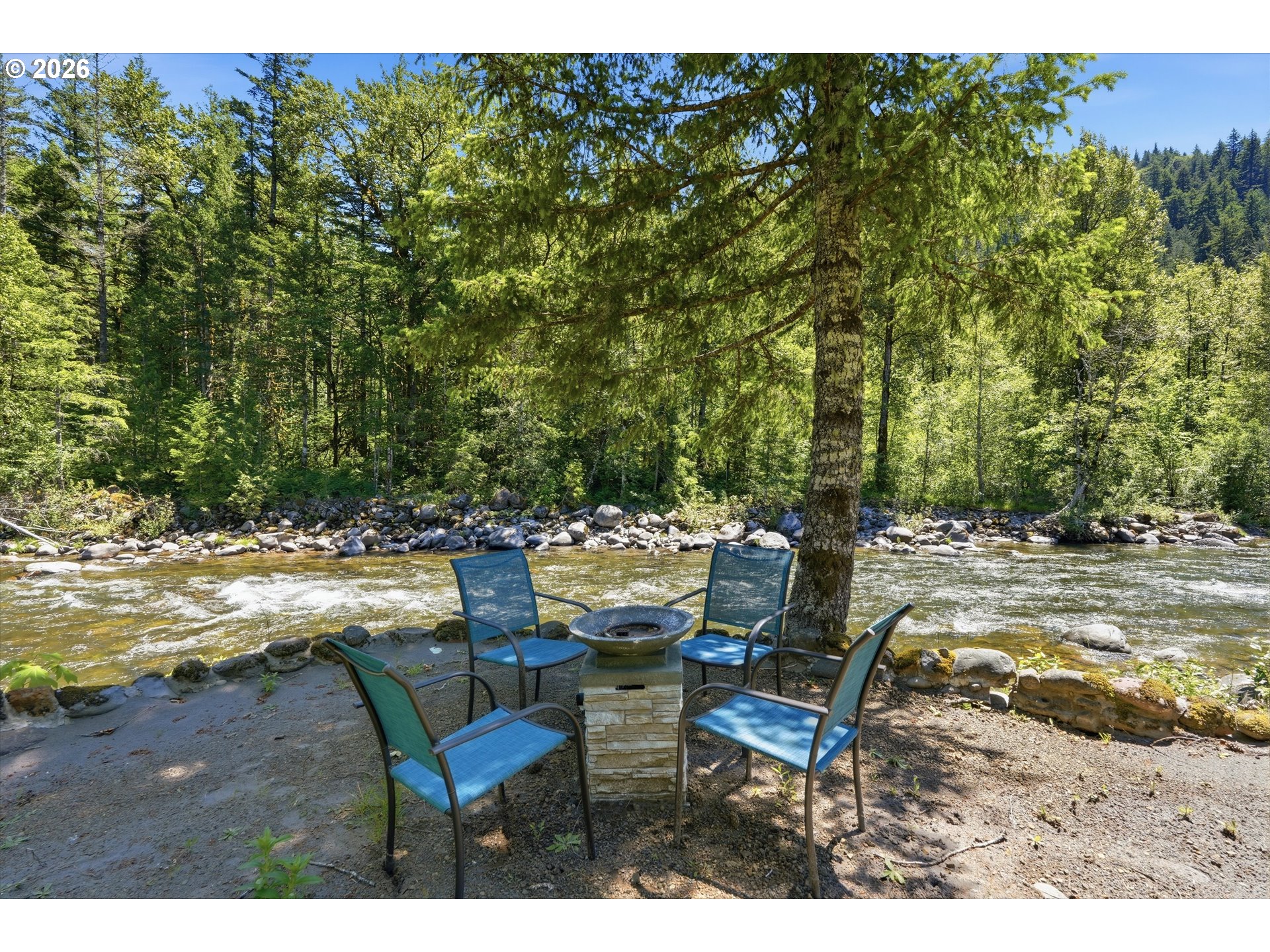 57214 E Marmot Rd Property Photo 2