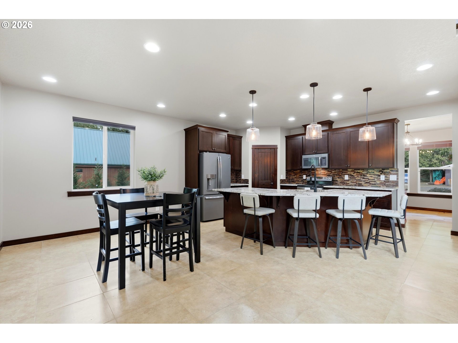 57214 E Marmot Rd Property Photo 10