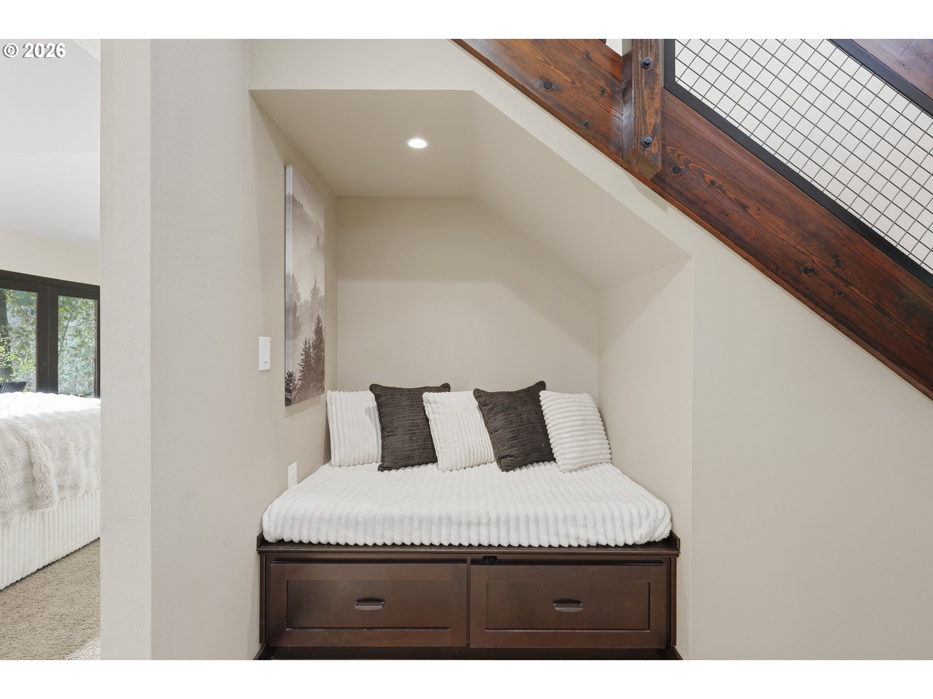 57214 E Marmot Rd Property Photo 22