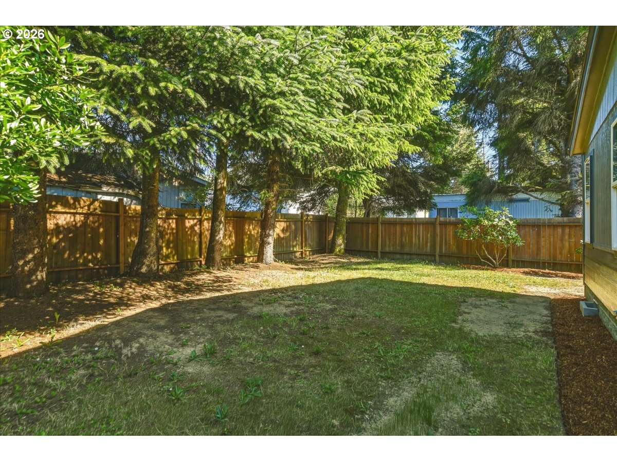 648 S Coral St Property Photo 24