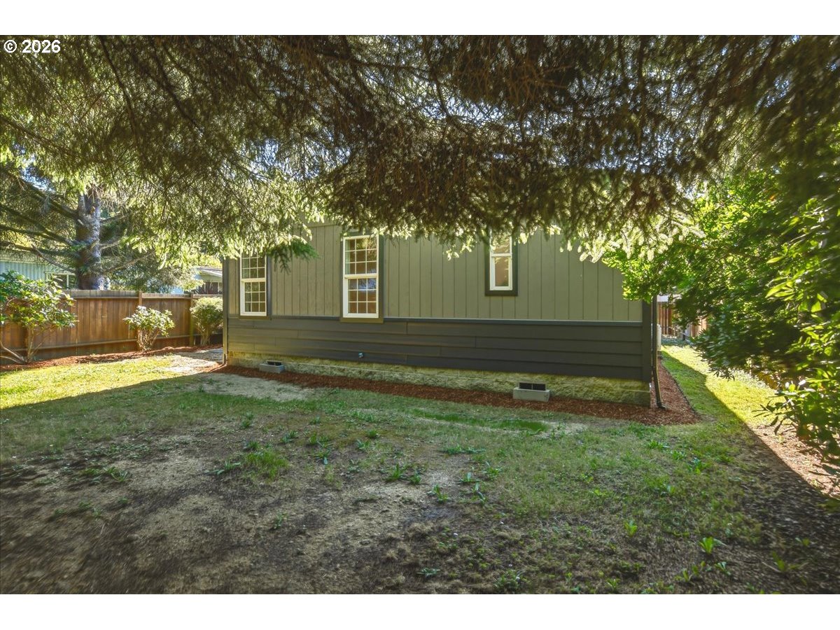 648 S Coral St Property Photo 25