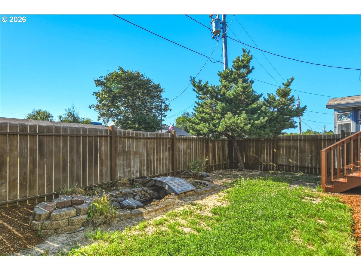648 S Coral St Property Photo 27