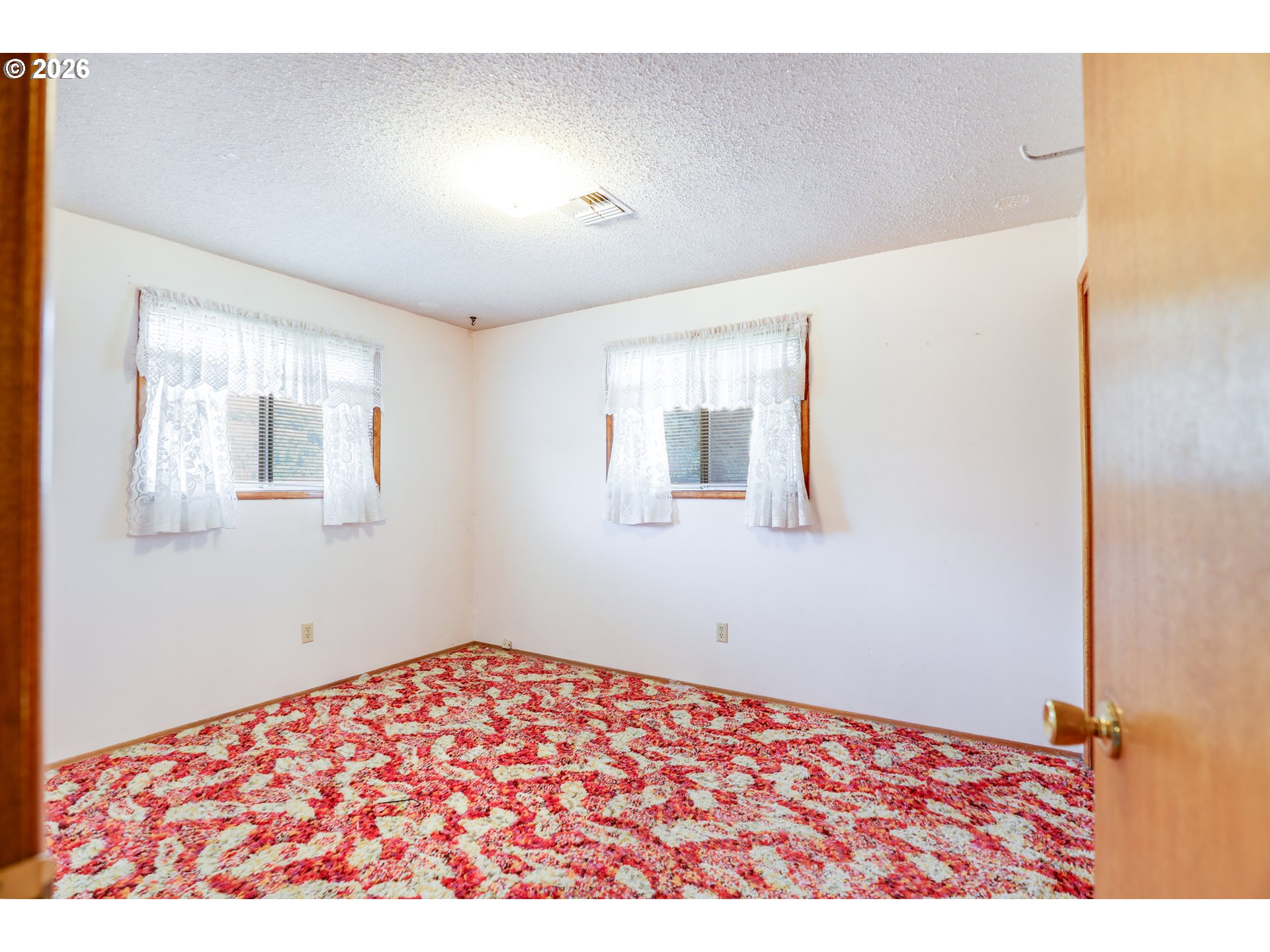 1004 Maple St Property Photo 19
