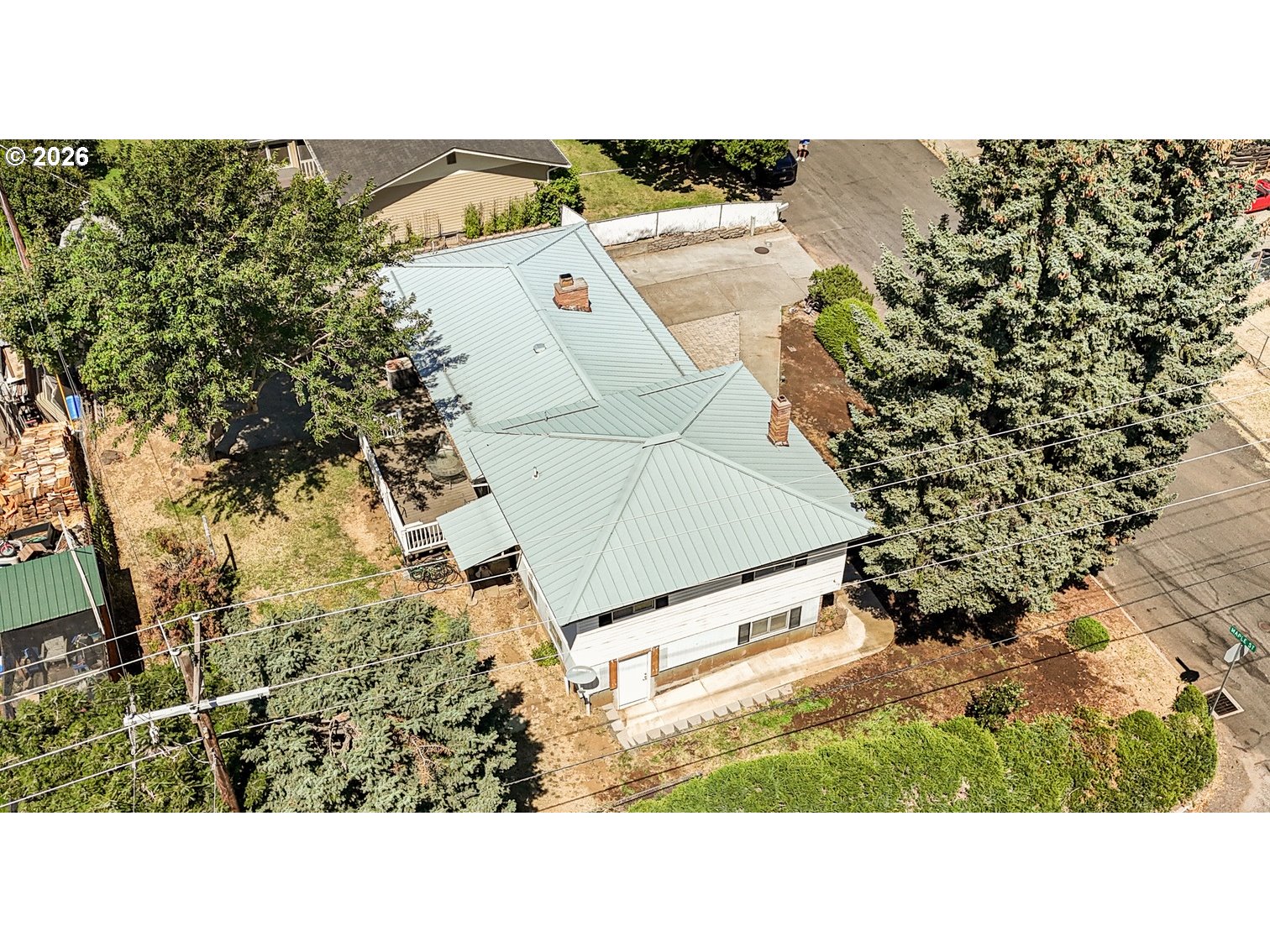 1004 Maple St Property Photo 41