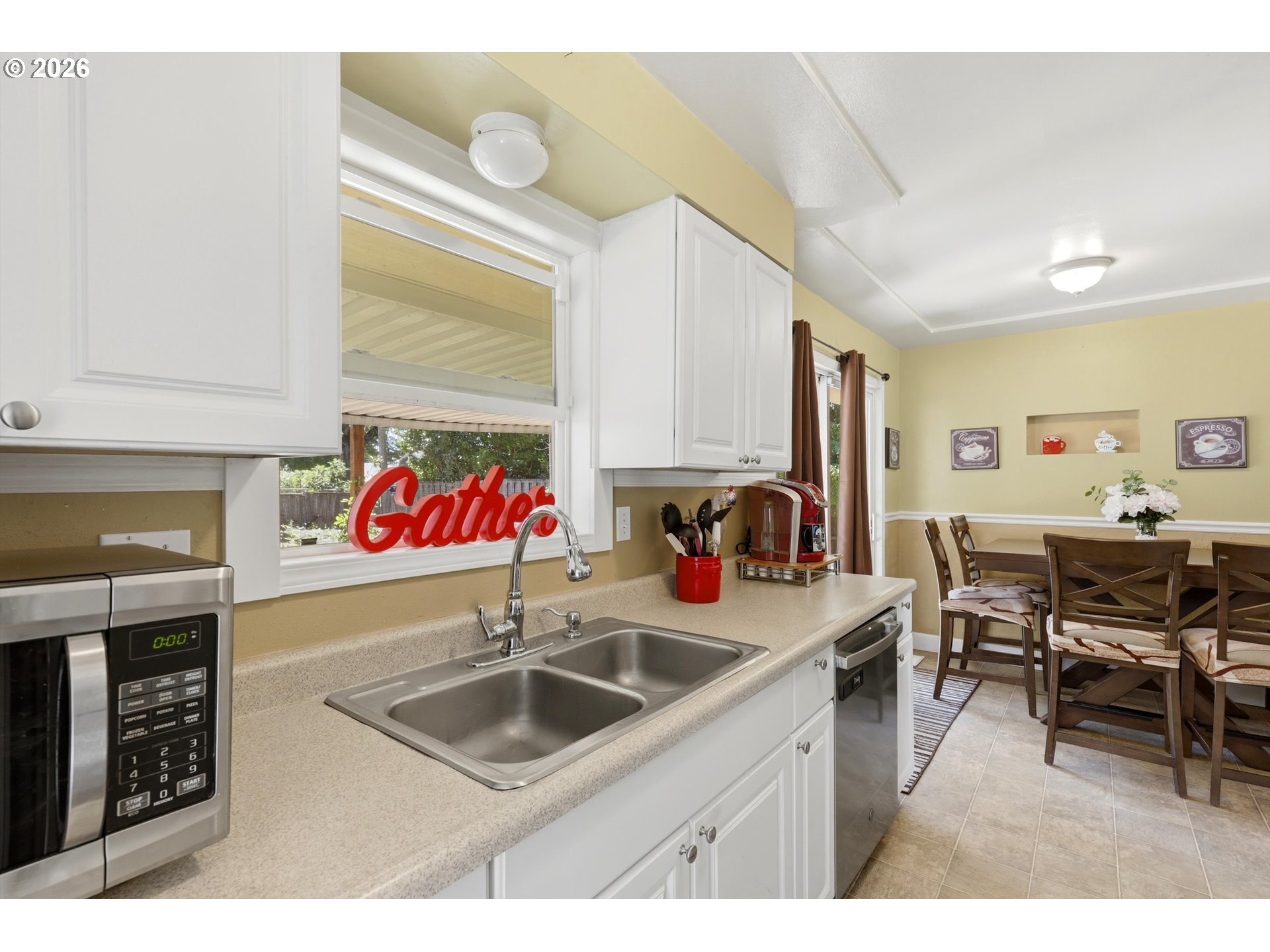 18232 Se Clinton St Property Photo 8