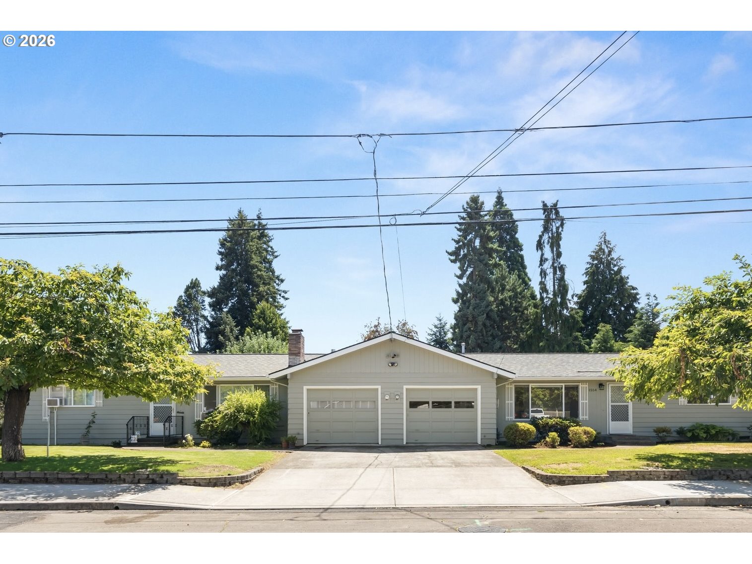 1574 Se Spruce St Property Photo 1