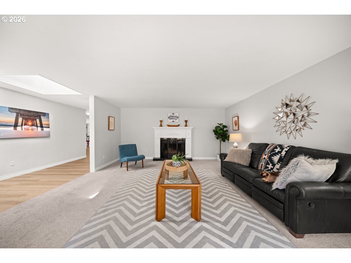 2815 Nw Eastway Ct Property Photo 4