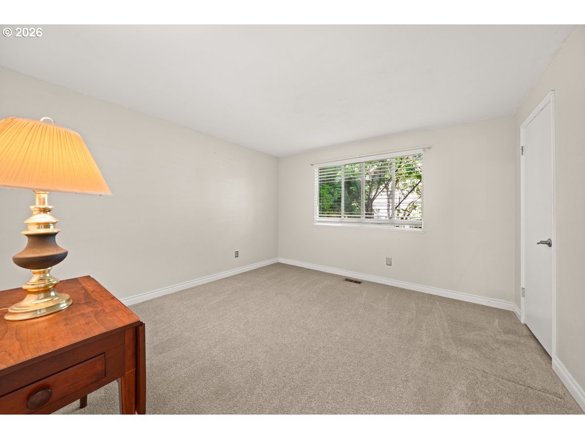 2815 Nw Eastway Ct Property Photo 24