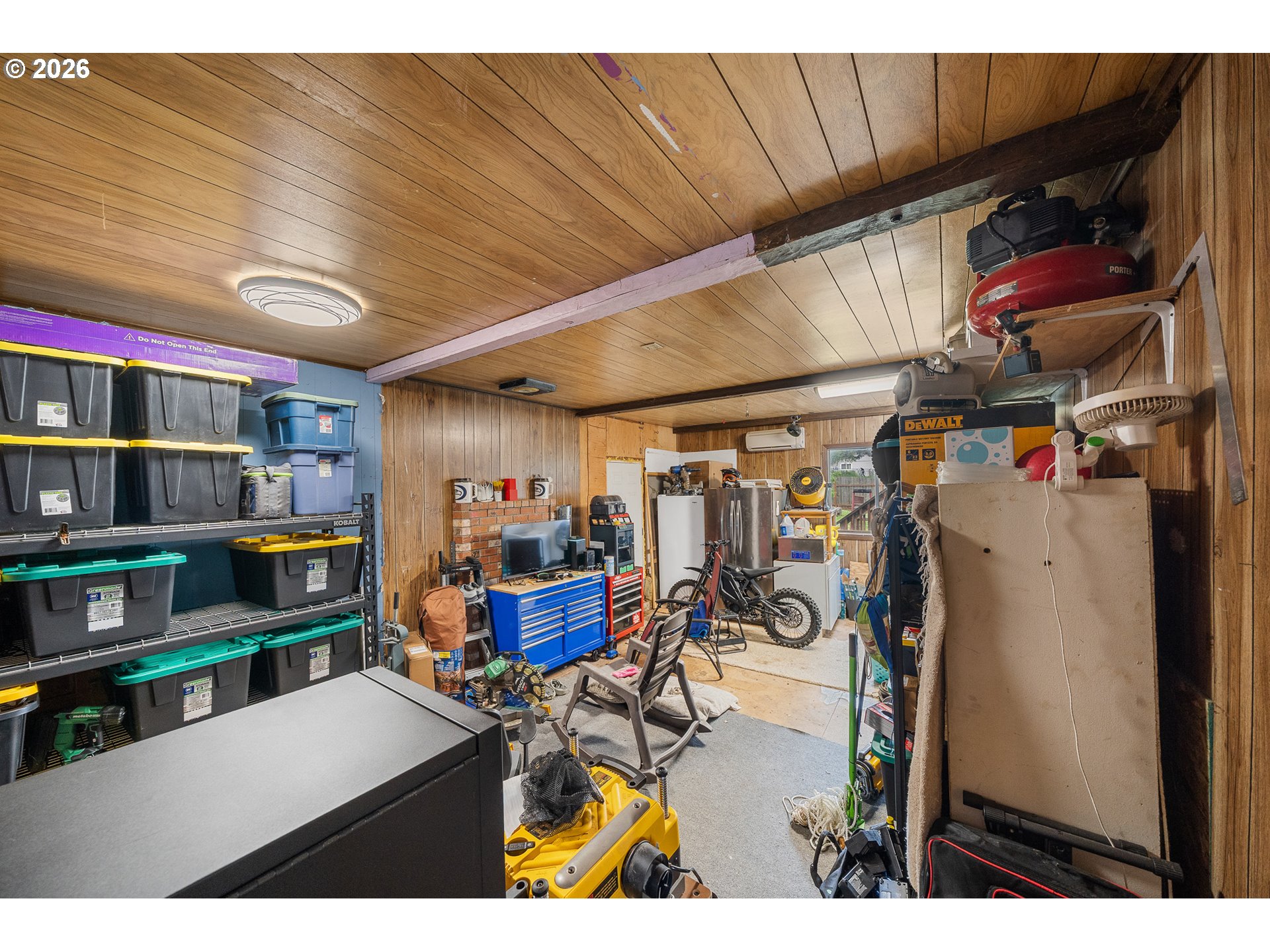 710 Ne E St Property Photo 19
