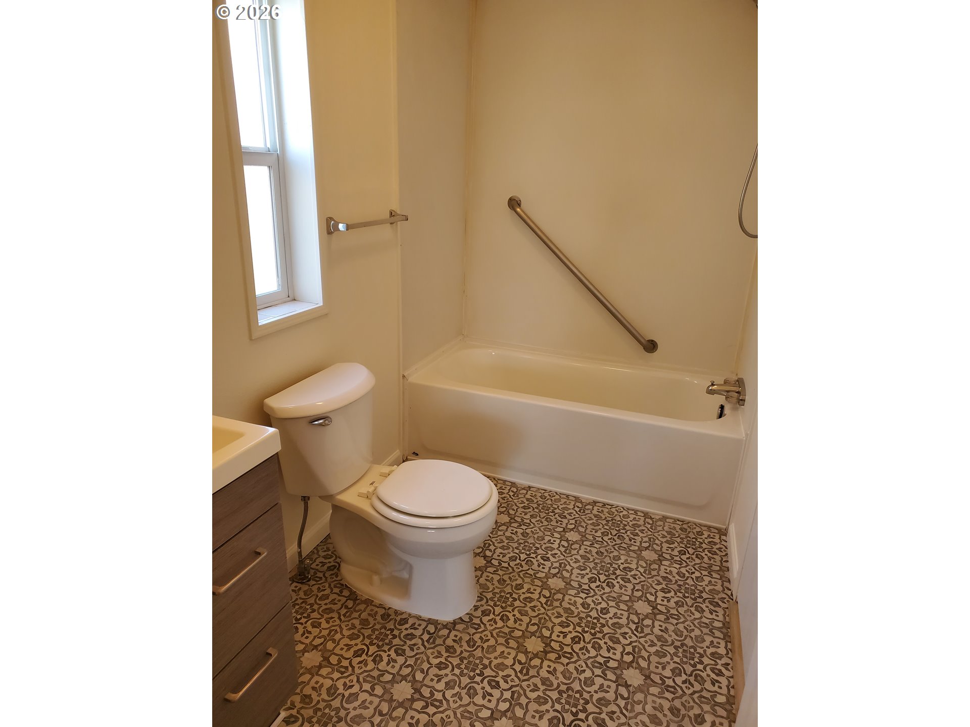 1376 David Ave Property Photo 19