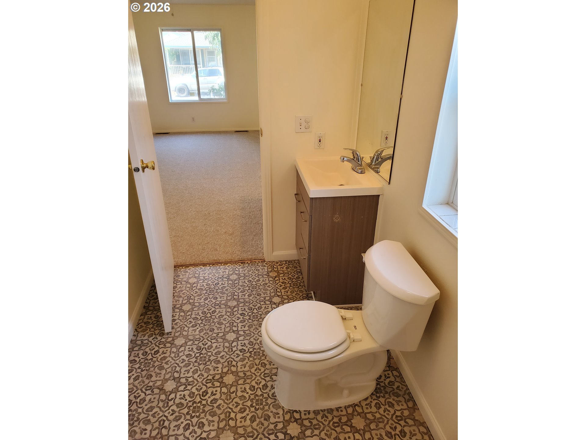 1376 David Ave Property Photo 20